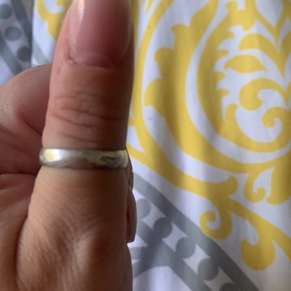 Size 7 sterling silver band plain - Picture 3 of 3